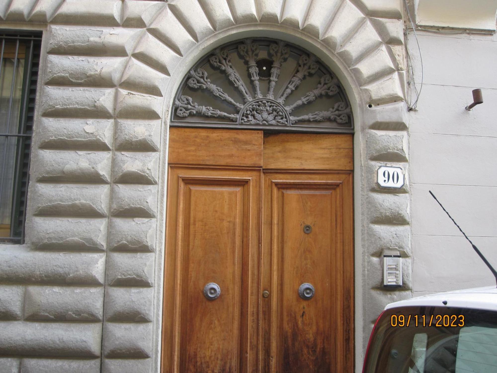 De 60 M² En Centro Histórico, Con 1 Habitación Apartamento