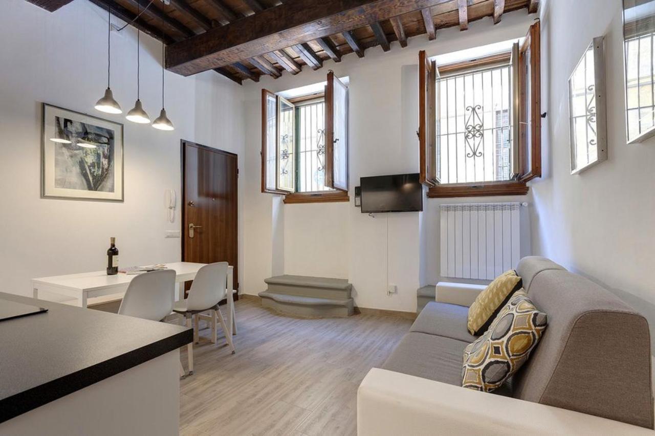 De 60 M² En Centro Histórico, Con 1 Habitación Apartamento
