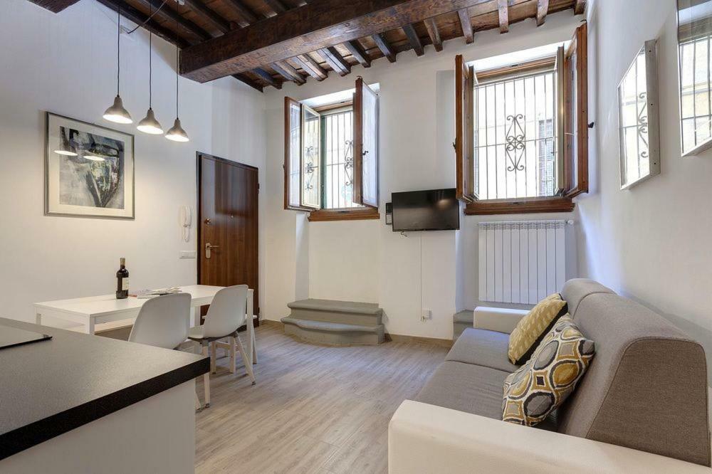 De 60 M² En Centro Histórico, Con 1 Habitación Apartamento Florencia